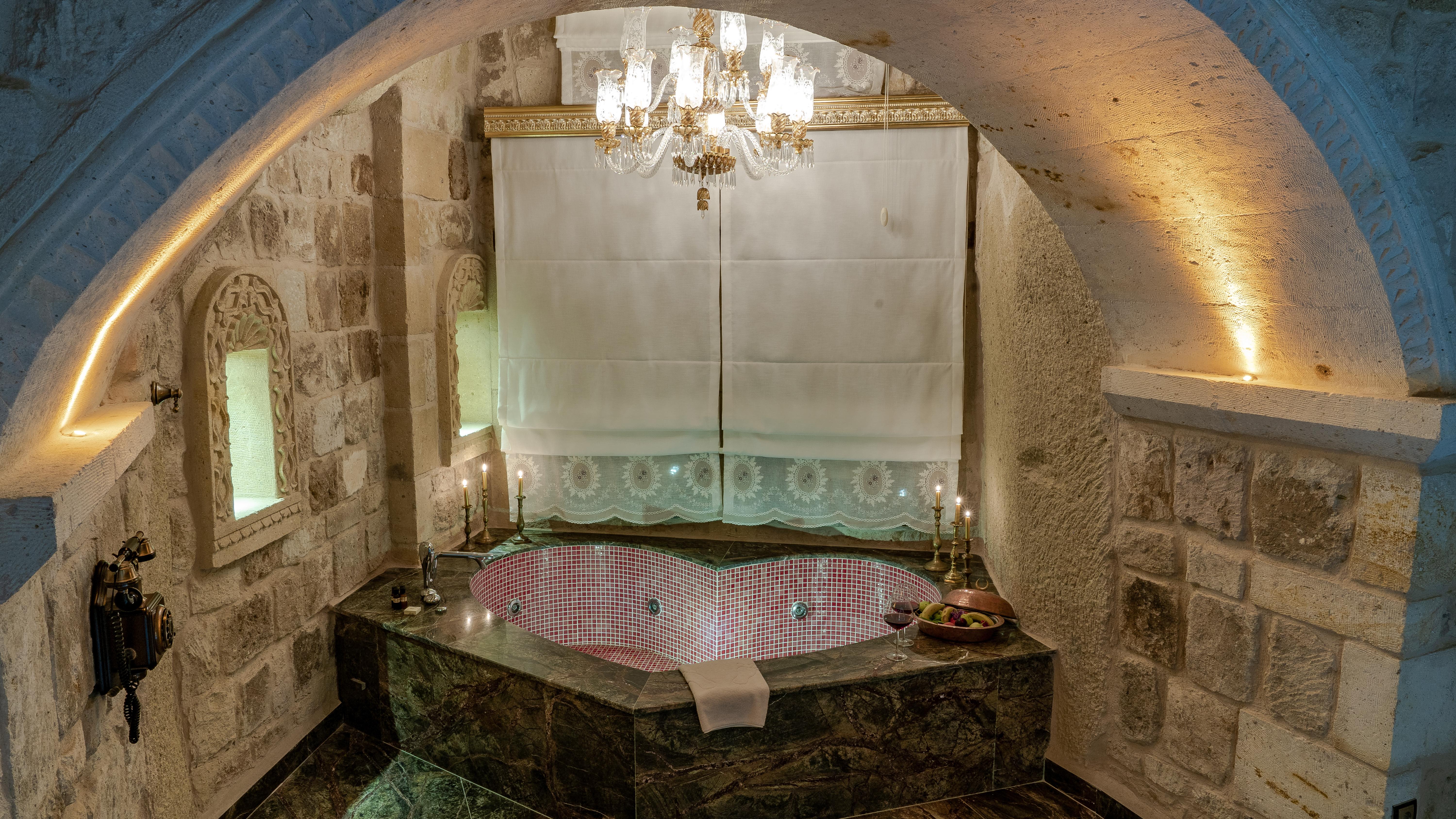Elika Cave Suites & Spa Гьореме Екстериор снимка