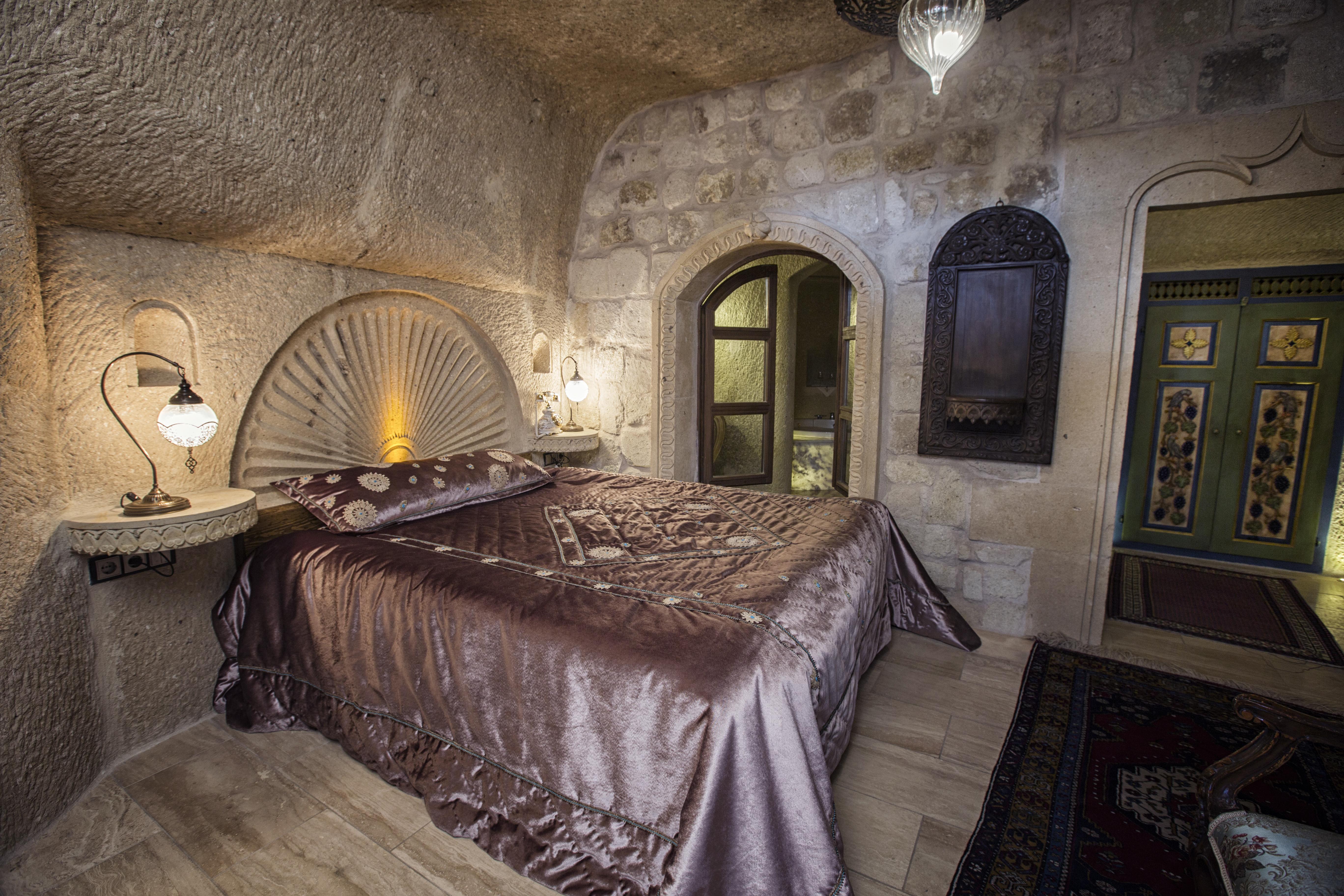 Elika Cave Suites & Spa Гьореме Екстериор снимка